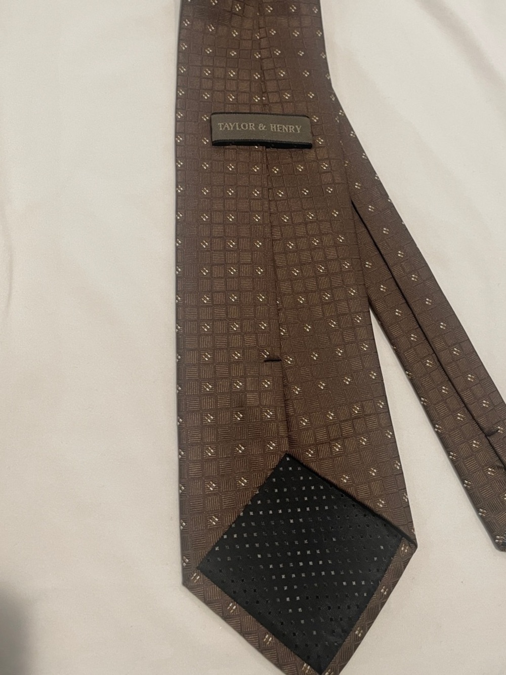 Taylor & Henry Brown Geometric Silk Tie
